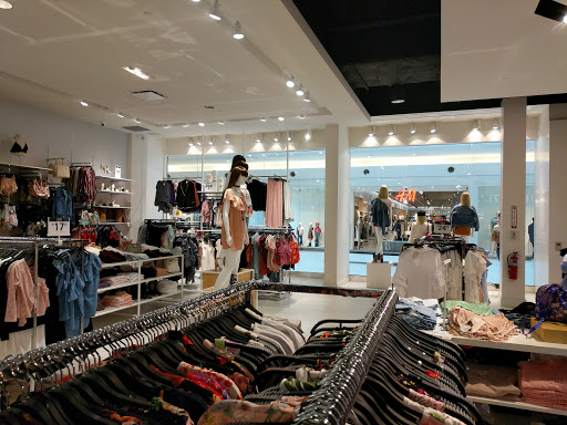 Clothing Store «Forever 21», reviews and photos, 6531 Springfield Mall, Springfield, VA 22150, USA