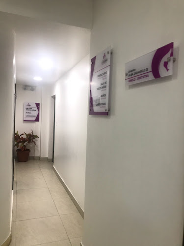 Centro Médico Casa Blanca en Santo Domingo-Ecuador - Santo Domingo de los Colorados