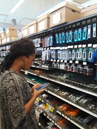 Art Supply Store «Blick Art Materials», reviews and photos, 1574 N Kingsbury St, Chicago, IL 60622, USA