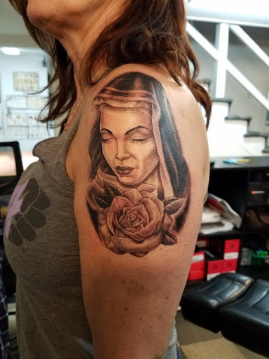 Tattoo Shop «Tattoo Fever», reviews and photos, 43 Bridge St, Pelham, NH 03076, USA