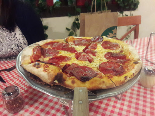 Pizza Restaurant «Rio De Gelato», reviews and photos, 102 Navarro St, San Antonio, TX 78205, USA