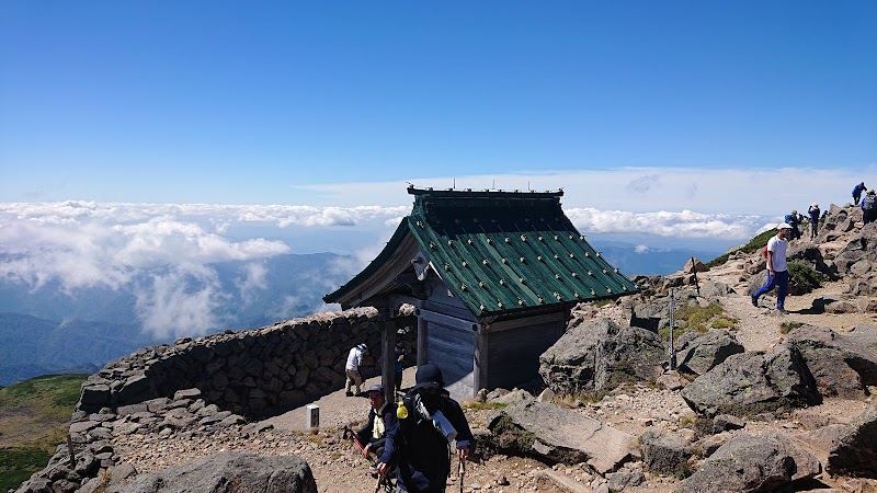 白山比咩神社 奥宮