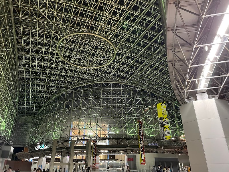 金沢駅東広場