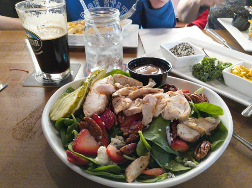 Sports Bar «Anchor Bistro & Sports Bar», reviews and photos, 334 Blue Lakes Blvd N, Twin Falls, ID 83301, USA