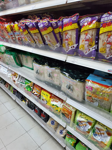 Asian Grocery Store «Kim Nhung Superfood», reviews and photos, 30925 Dequindre Rd, Madison Heights, MI 48071, USA