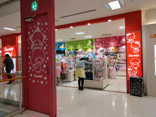 Clarks stores Tokyo