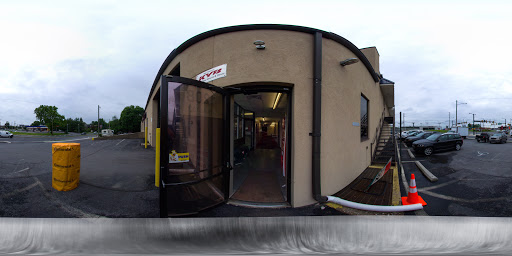 Auto Repair Shop «M & T Universal Tech», reviews and photos, 1208 Harrisburg Ave, Lancaster, PA 17603, USA