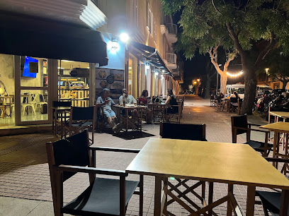 Temptations - Carrer Mercadal, n38, 07760 Ciutadella de Menorca, Illes Balears, Spain