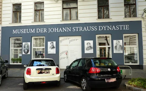 Strauss Museum image