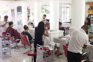 Hair Salon Ubud image
