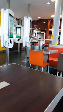 Atmosphère du Restauration rapide McDonald's à Petite-Forêt - n°13
