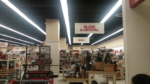 Department Store «T.J. Maxx & HomeGoods», reviews and photos, 7 Neponset St, Worcester, MA 01606, USA