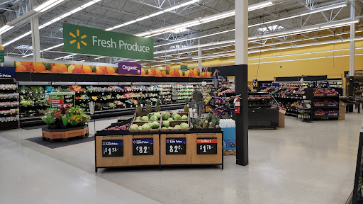 Department Store «Walmart Supercenter», reviews and photos, 300 Iowa Speedway Dr, Newton, IA 50208, USA