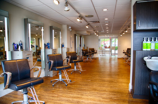 Hair Salon «INTERLOCKS Salon + Spa», reviews and photos, 58 Merrimac St, Newburyport, MA 01950, USA