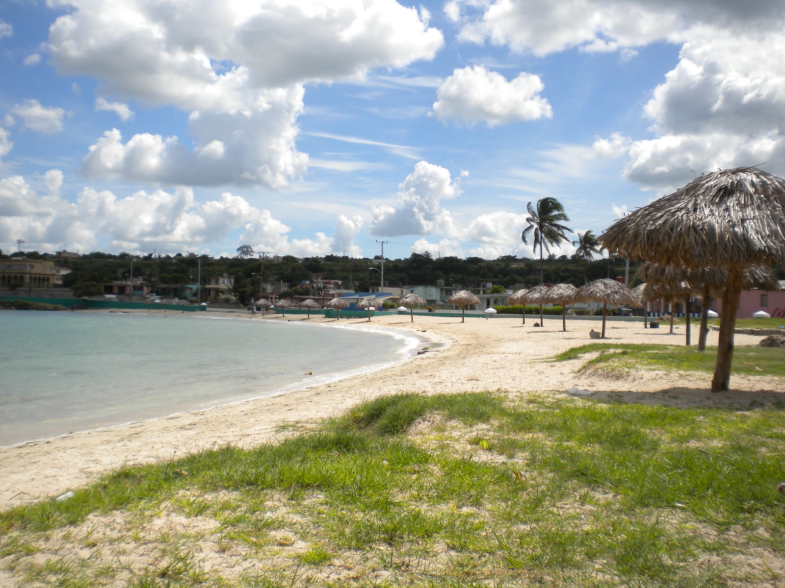 Valokuva Playa el Tenisista. pinnalla kirkas hiekka:n kanssa