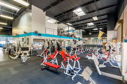 The Gym Maui/Club MĀKENA - 300 Ohukai Rd STE B204, Kihei, HI 96753