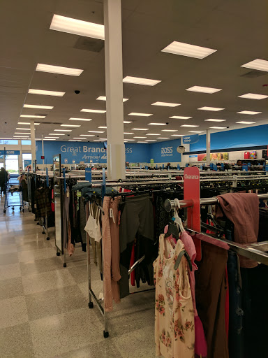 Clothing Store «Ross Dress for Less», reviews and photos, 711 W Redondo Beach Blvd, Gardena, CA 90247, USA