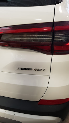 BMW Dealer «Life Quality BMW: Sales», reviews and photos, 9326 4th Ave, Brooklyn, NY 11209, USA