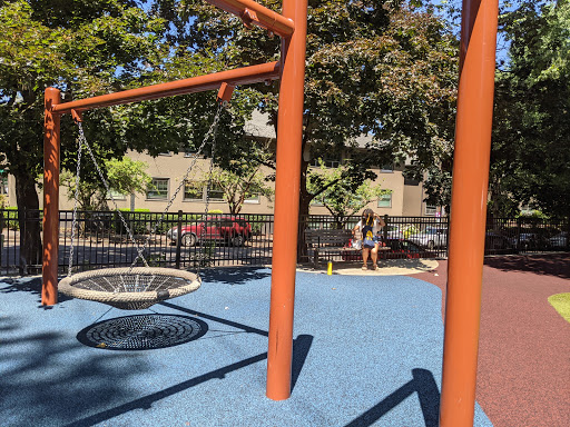 Park «Couch City Park», reviews and photos, 1961 NW Glisan St, Portland, OR 97209, USA