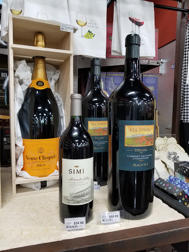 Liquor Store «Pour Vous Wine Spirits & Beer», reviews and photos, 263 Indian Lake Blvd, Hendersonville, TN 37075, USA