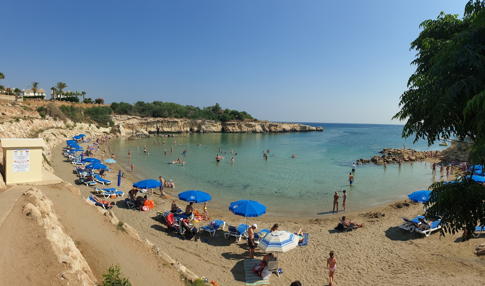 Fotografija Malama beach z svetel fin pesek površino