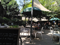 Le Bar à Vins du Restaurant Au Jardin de la Tour à Carcassonne - n°1