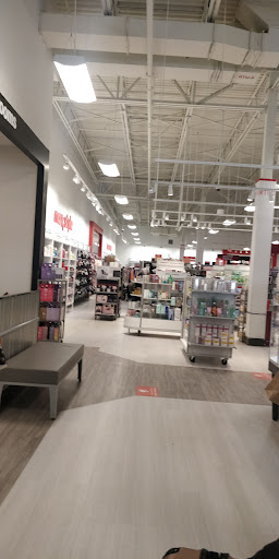 Department Store «T.J. Maxx», reviews and photos, 9106 Shops Way, Northborough, MA 01532, USA