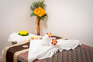 Tharatip Thai-Massage & Spa image