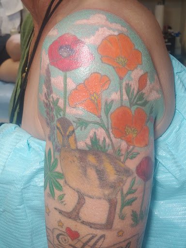 Tattoo Shop «Bad Billies Skin Gallery Tattoo Studio», reviews and photos, 311 Center St B, Healdsburg, CA 95448, USA