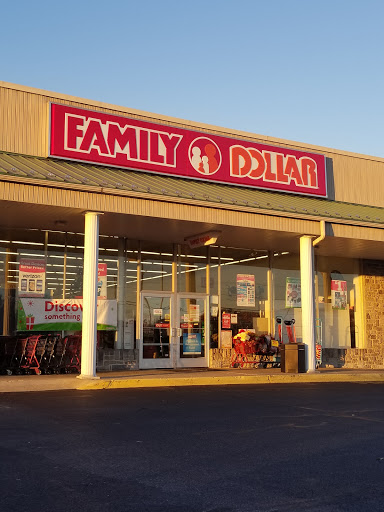 Dollar Store «FAMILY DOLLAR», reviews and photos, 130 N Reading Rd, Ephrata, PA 17522, USA