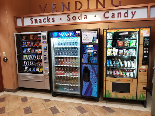 Shopping Mall «Woodburn Premium Outlets», reviews and photos, 1001 N Arney Rd, Woodburn, OR 97071, USA