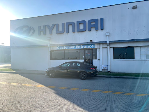 Hyundai Dealer «Van Hyundai», reviews and photos, 1301 S Interstate 35E, Carrollton, TX 75006, USA