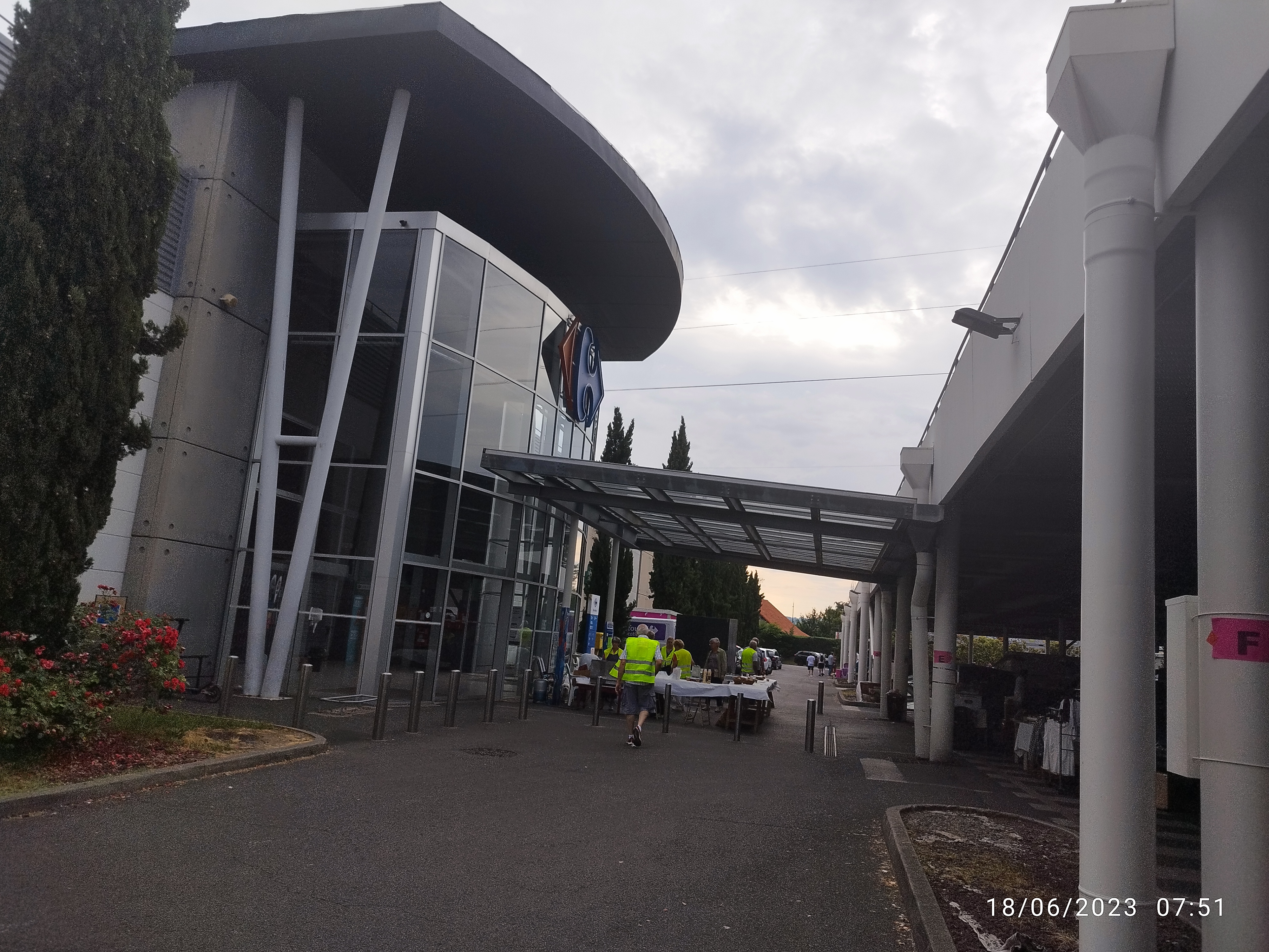 Photo n° 2 de l'avis de Salomon.a fait le 20/06/2023 à 06:37