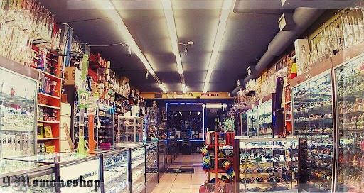 9M Smoke Shop, 522 W 19th St, Costa Mesa, CA 92627, USA, 