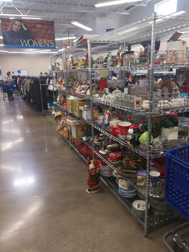 Thrift Store «Goodwill Store & Donation Center», reviews and photos, 5518 Touhy Ave, Skokie, IL 60077, USA