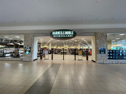 Book Store «Barnes & Noble», reviews and photos, 1 E Towne Mall, Madison, WI 53704, USA