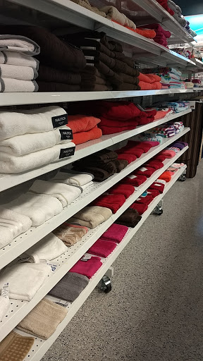 Clothing Store «Ross Dress for Less», reviews and photos, 4032 Grand Ave, Chino, CA 91710, USA