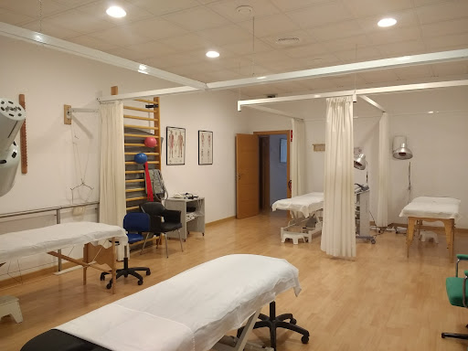 CENTRO DE FISIOTERAPIA ANA REYES en Fuente Palmera, Córdoba