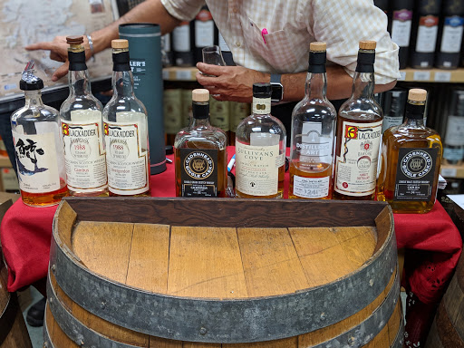 Wine Store «Norfolk Wine & Spirits», reviews and photos, 206 Dedham St, Norfolk, MA 02056, USA