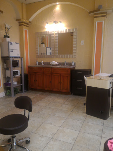 Day Spa «LeVon Nails & Spa», reviews and photos, 11877 Douglas Rd # 114, Alpharetta, GA 30005, USA