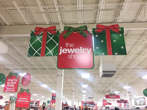 Department Store «T.J. Maxx», reviews and photos, 1751 Ritchie Station Ct, Capitol Heights, MD 20743, USA