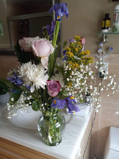 Gift Shop «Edible Arrangements», reviews and photos, 98 Westgate Dr, Brockton, MA 02301, USA