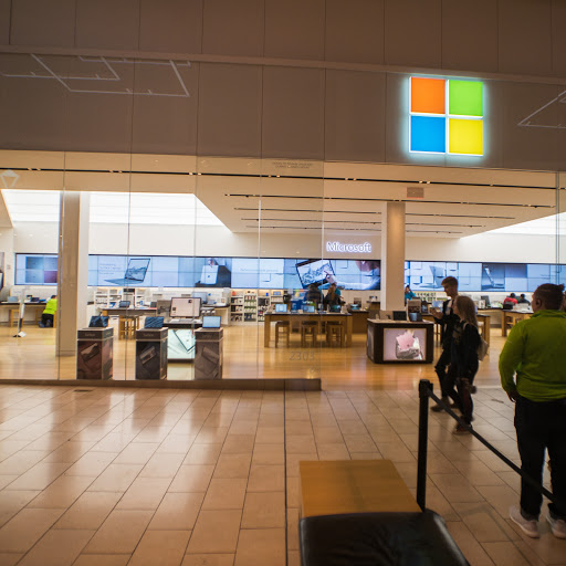 Computer Store «Microsoft Store», reviews and photos, 1 Garden State Plaza Blvd #2303, Paramus, NJ 07652, USA