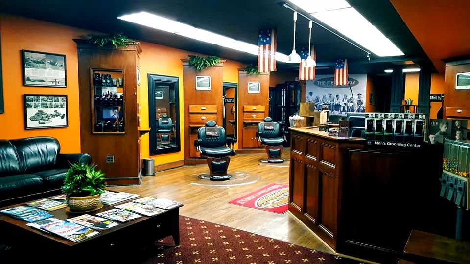 The Men's Room Barber Crew 12542