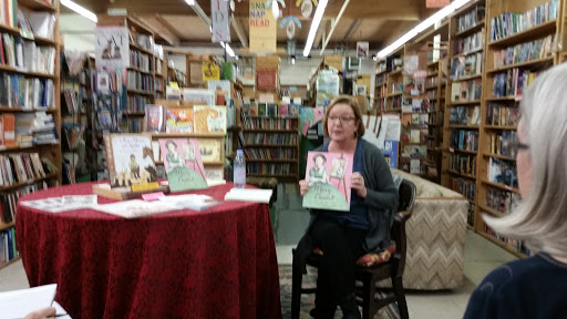 Used Book Store «Vintage Books», reviews and photos, 6613 Mill Plain Boulevard, Vancouver, WA 98661, USA