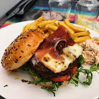 Photos du propriétaire du Restaurant de hamburgers Tata Burger à Paris - n°3