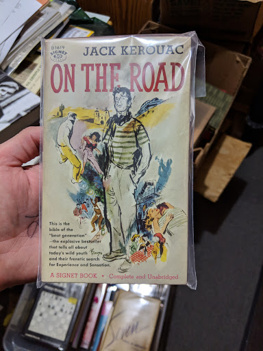 Used Book Store «Tsunami Books», reviews and photos, 2585 Willamette St, Eugene, OR 97405, USA