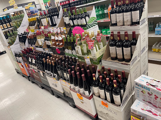 Liquor Store «Connecticut Beverage Mart», reviews and photos, 955 Washington St, Middletown, CT 06457, USA