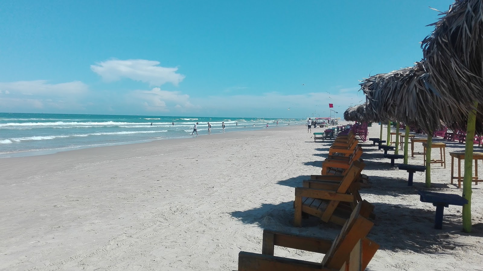 Foto von Miramar Strand mit langer gerader strand