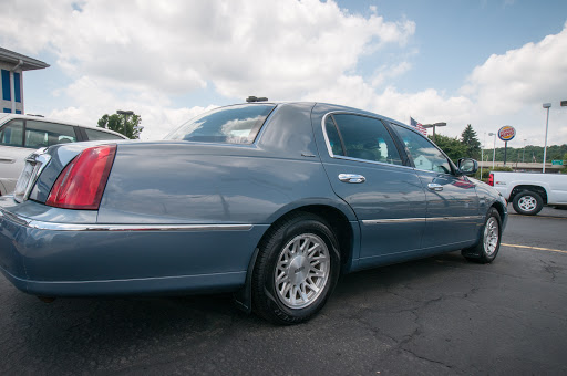 Used Car Dealer «Neal Walker Motorcars, Inc», reviews and photos, 2438 Locust St S, Canal Fulton, OH 44614, USA